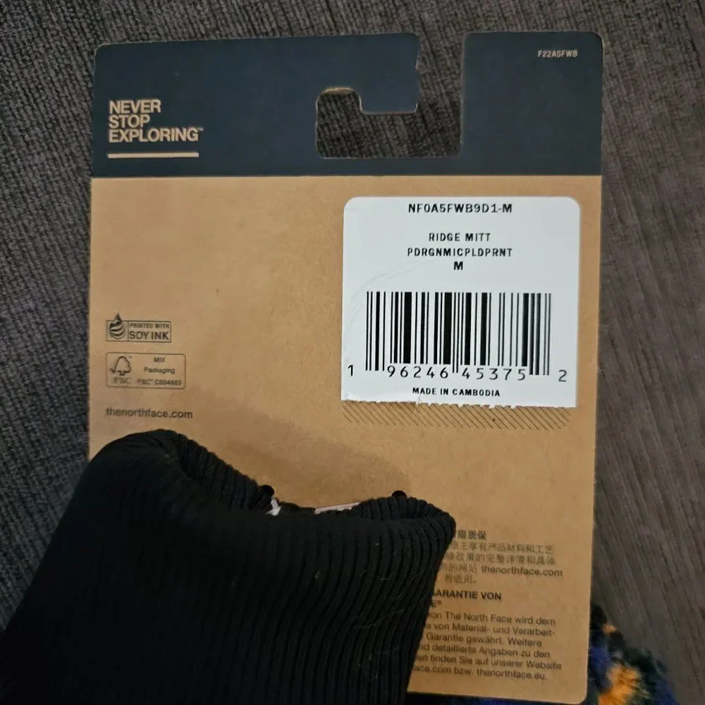 The North Face Women's Ridge Fluffy Sherpa Fleece Mitten Size Medium